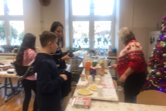 aa81deff-839a-433f-b791-0e569354b8b5