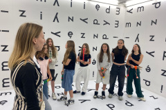 67192330-9fa3-421a-9c8f-c35a62f1a94d