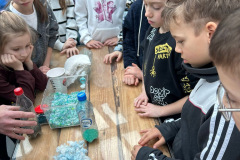 8c8db323-5516-439c-84c2-714379cebdf4