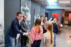 PHOTO-2024-11-20-12-37-28