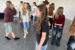 165c5a20-3047-40f0-a29e-1c17a4aecf2c